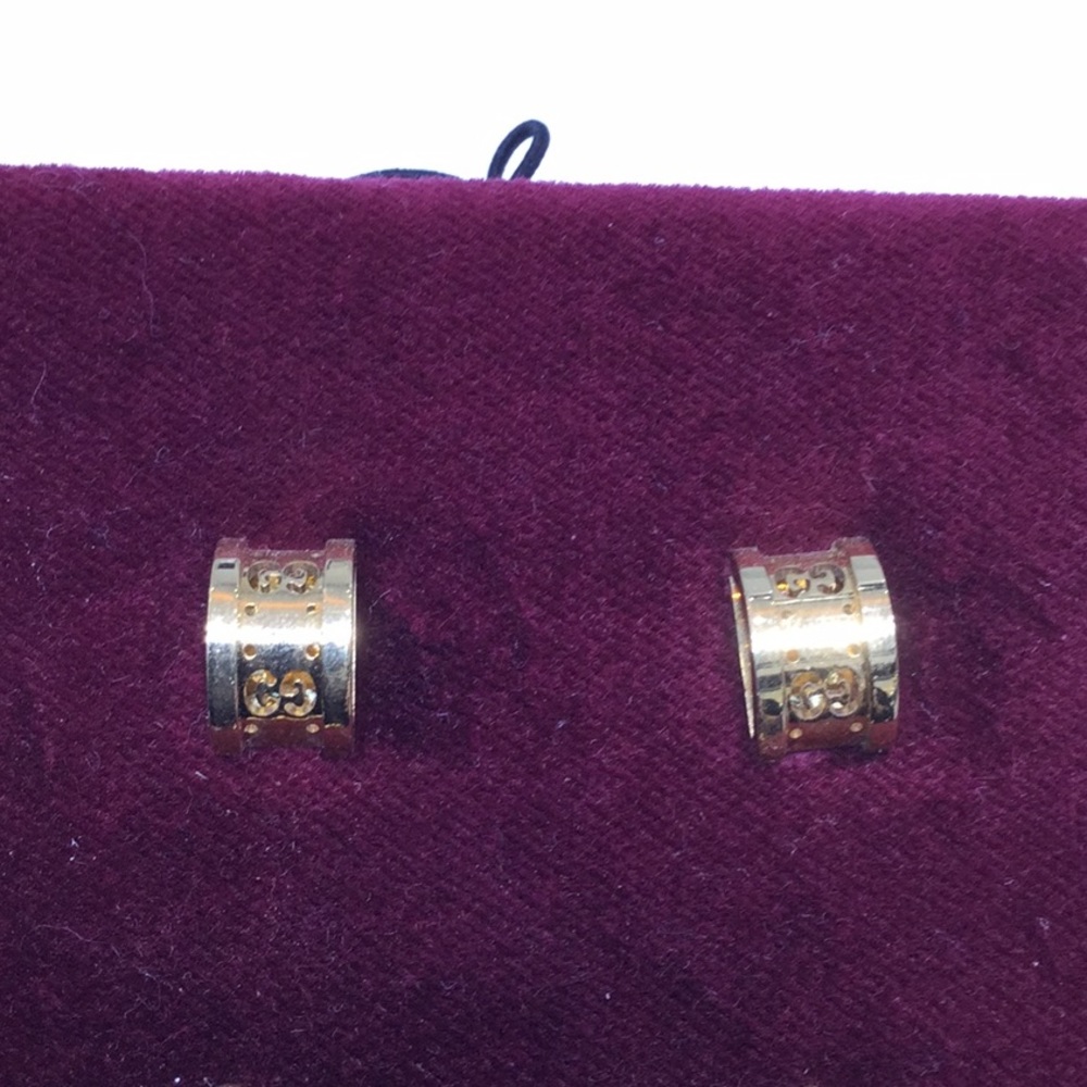GUCCI stud earrings